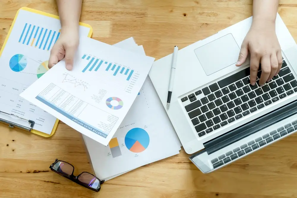 Balises HTML identifier les balises HTML sous-optimisées ou manquantes
